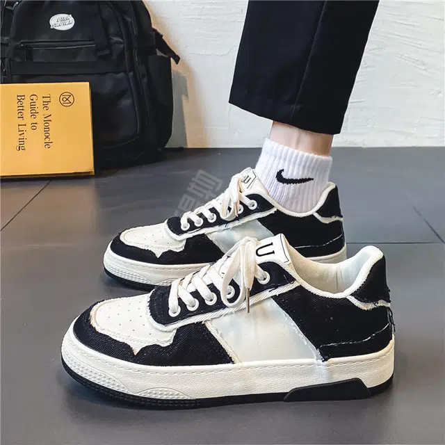 URBAN AUTHENTIC