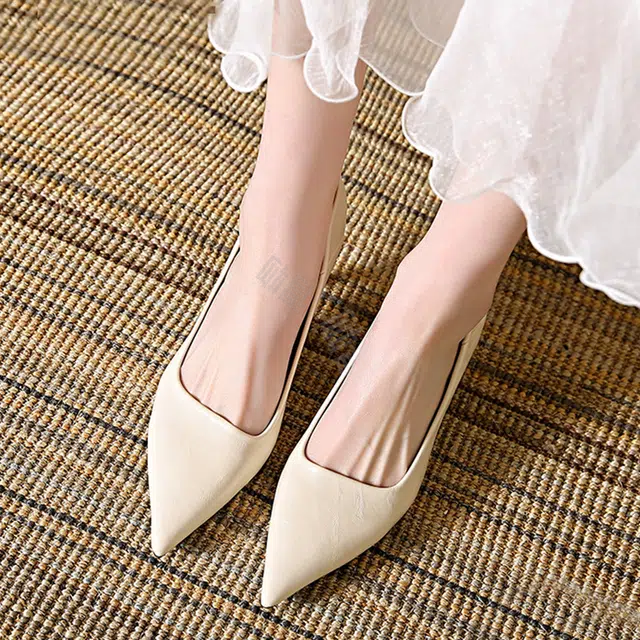 KATHRYN WILSON 5cm