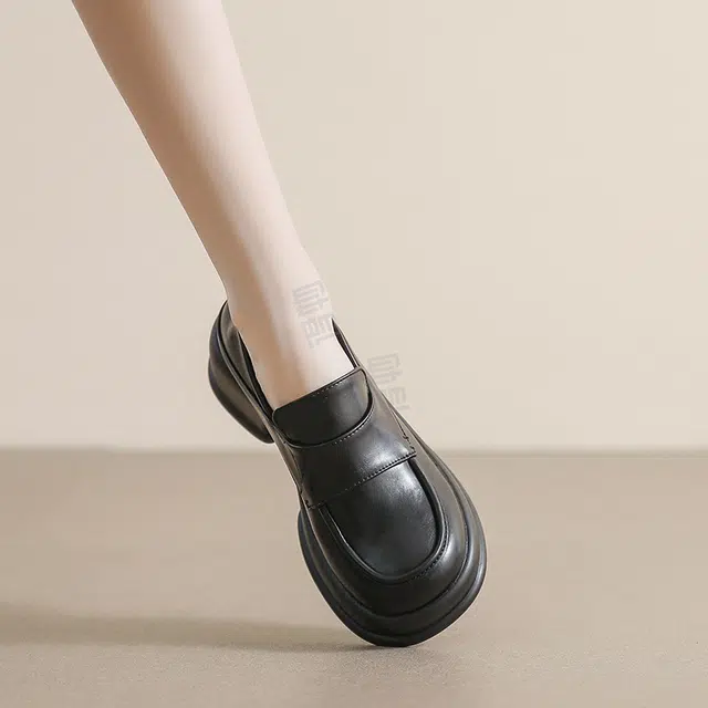 KATHRYN WILSON 5cm
