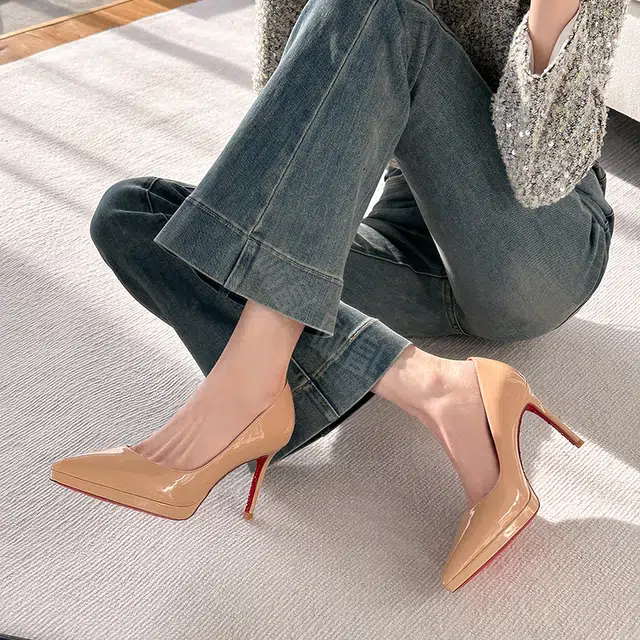 KATHRYN WILSON 9cm