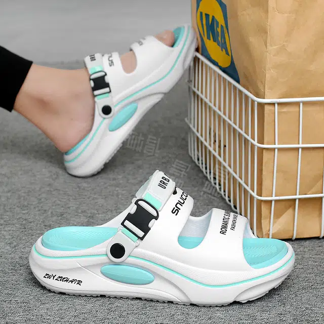 URBAN AUTHENTIC