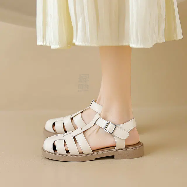 KATHRYN WILSON 2cm