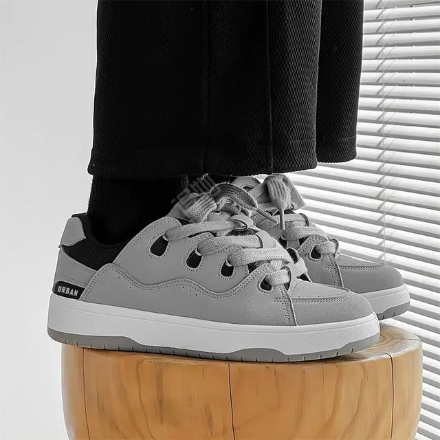 URBAN AUTHENTIC