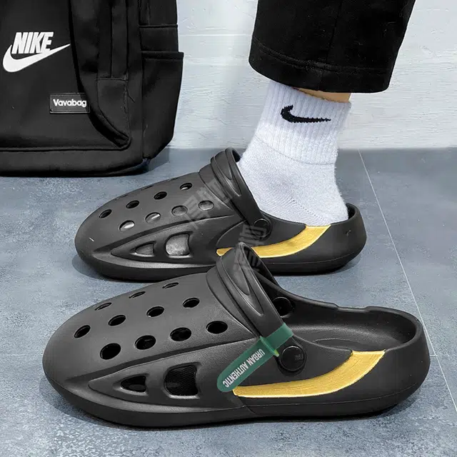URBAN AUTHENTIC