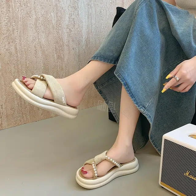 雅鹿优选 小众时尚潮流休闲 高级感 简约百搭 防滑一字拖鞋 女