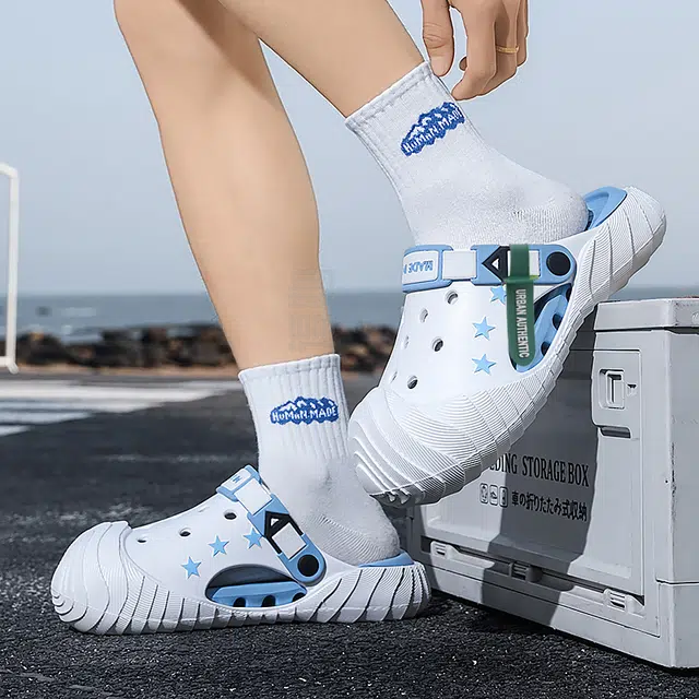 URBAN AUTHENTIC EVA