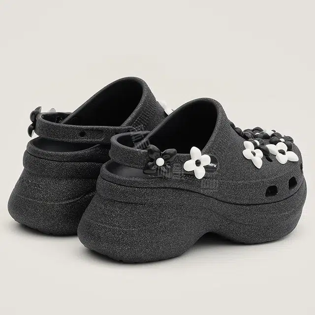 CROCS x SMFK EVA