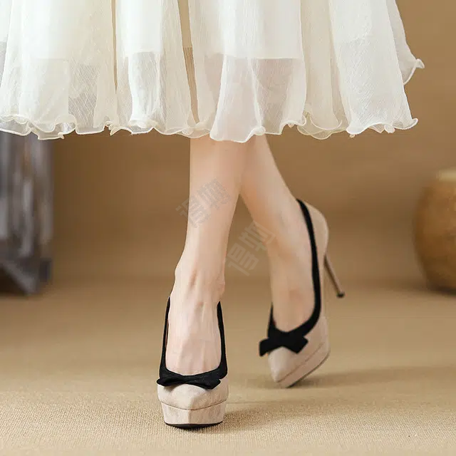 KATHRYN WILSON 12cm