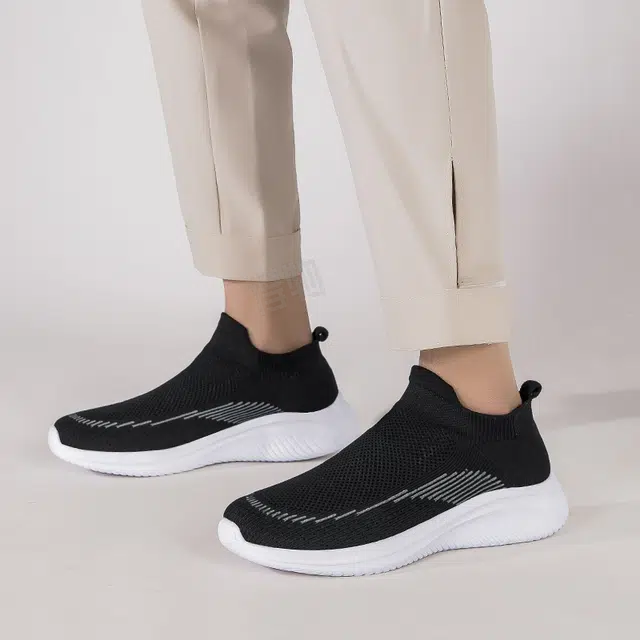 八哥 舒适健步 户外时尚 耐磨轻便 低帮 生活休闲鞋 男女同款