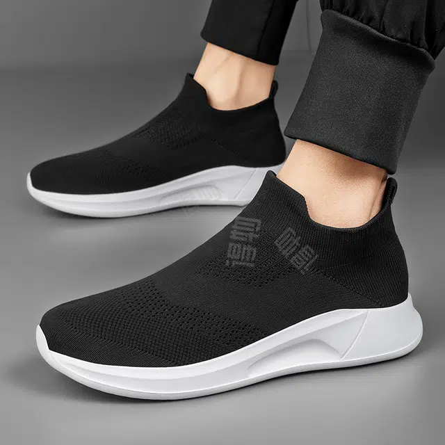 八哥 舒适时尚经典 耐磨轻便 中帮 生活休闲鞋 男女同款