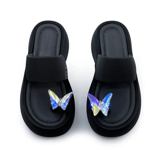 DOLIN COLLECTION