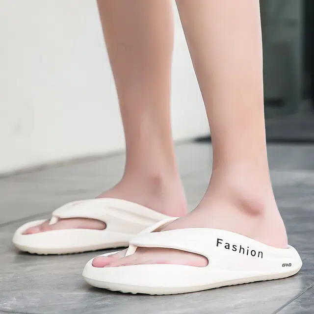 功夫伙伴 简约时尚 舒适日常 防臭防磨人字拖鞋 男款