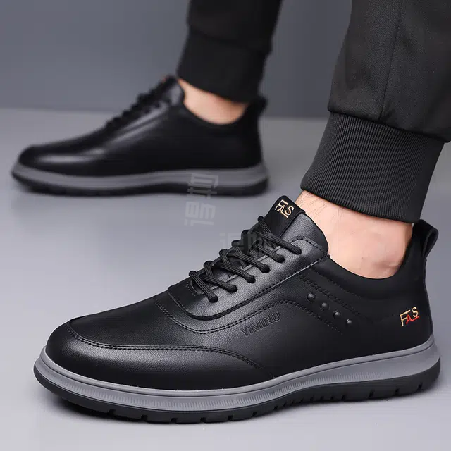依米奴 真皮质感 高颜值 时尚潮流 舒适百搭 生活轻便 低帮设计 英伦风风格 通勤 时尚质感 年轻气质 型男 防滑耐磨 休闲鞋 男款