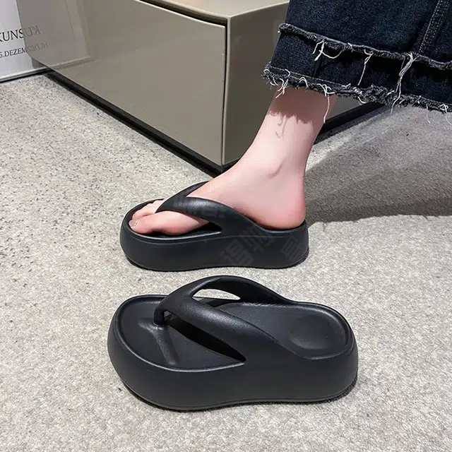 意利船长 时尚简约舒适潮流日常通勤 防磨人字拖鞋 女