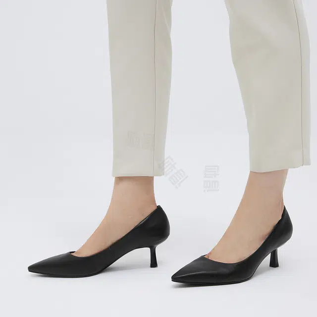 Charles & Keith Pointed Toe Heels Black