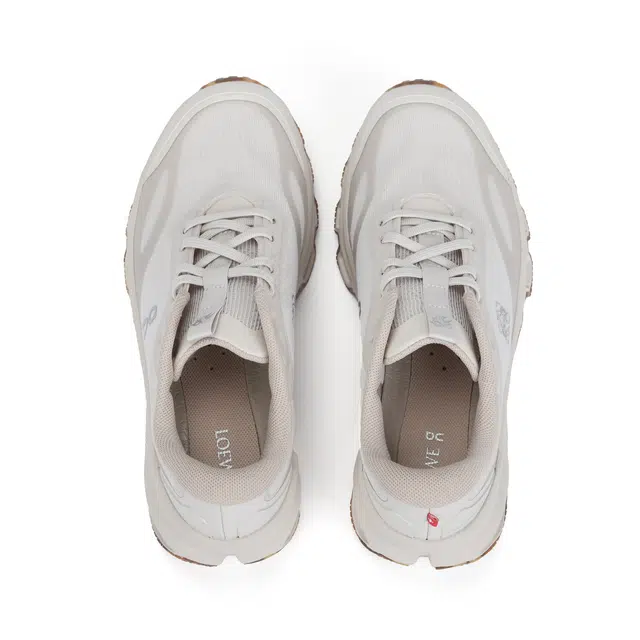 On x LOEWE Cloudventure 2.0
