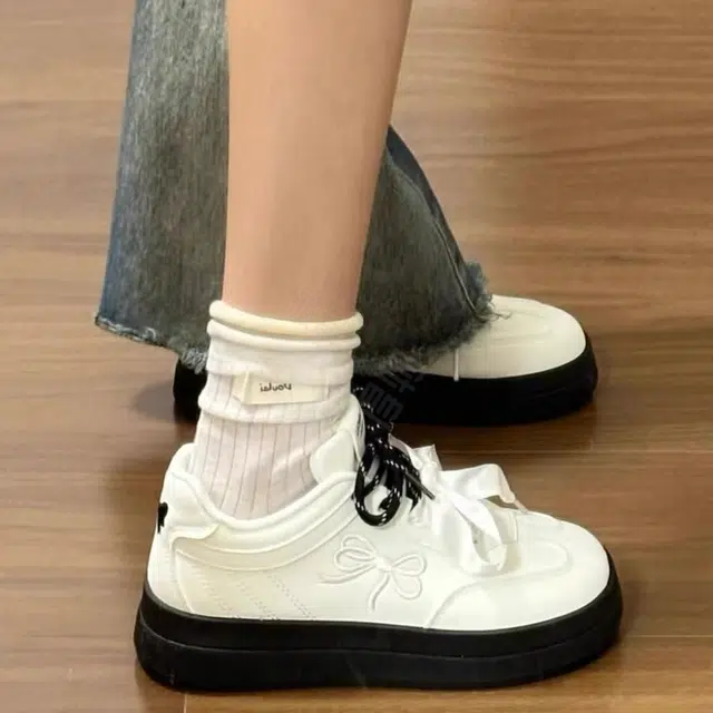 潮流小众复古甜美休闲百搭蝴蝶结厚底小个子显脚小学院风 耐磨轻便透气 低帮 板鞋 女款