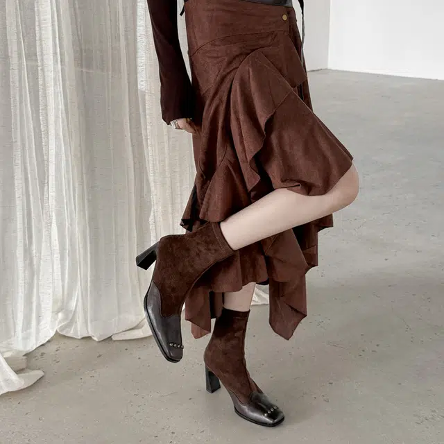 羊皮革 法式复古粗跟方头弹力瘦瘦靴 短筒 马丁靴 女