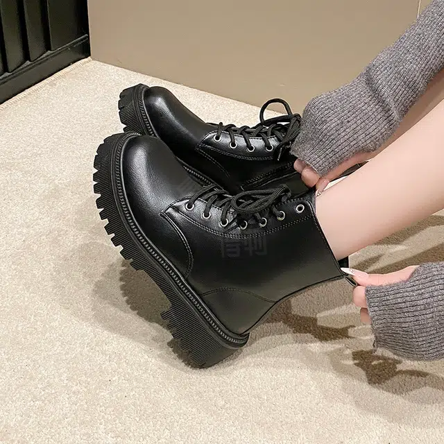 夏季复古英伦风小个子机车 短筒 马丁靴 女款