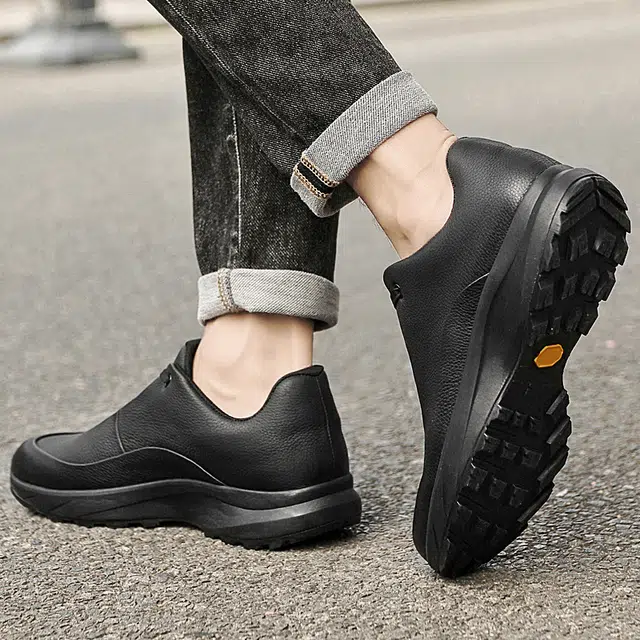 头层牛皮 潮牌百搭舒适防滑鞋款 休闲鞋 男款