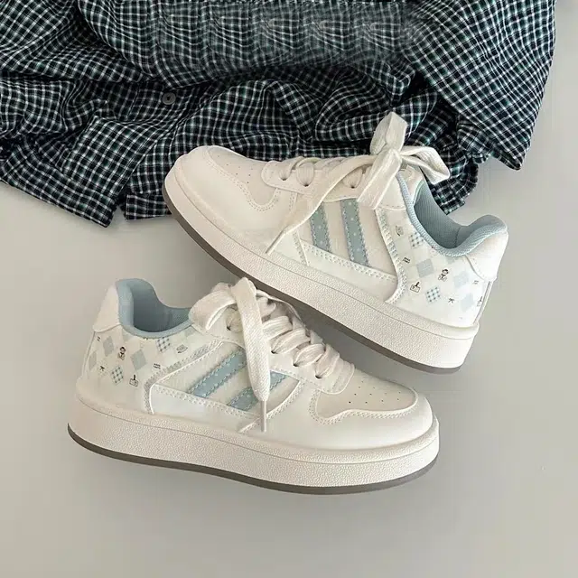 面包鞋 融合多种风格 满足多样场景需求 低帮 板鞋 女 米兰