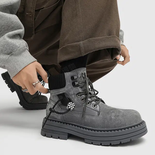 秋冬户外时尚潮流厚底增高复古休闲百搭 马丁靴 男女同款