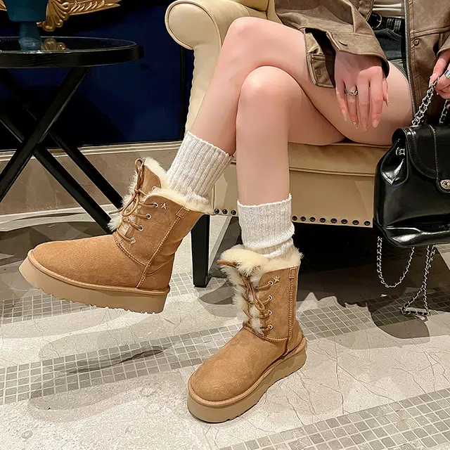 皮毛一体百搭通勤潮流时尚保暖 短中筒 雪地靴 女 栗色