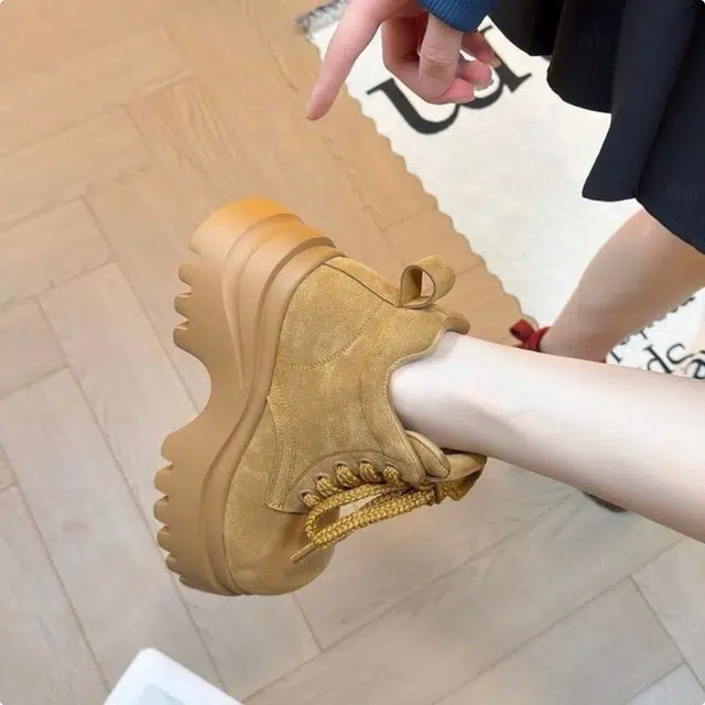 英伦复古厚底增高百搭休闲潮流 短筒 马丁靴 女