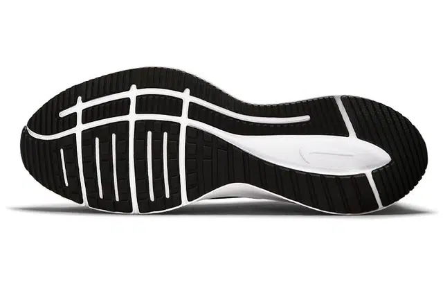 Nike Quest 4
