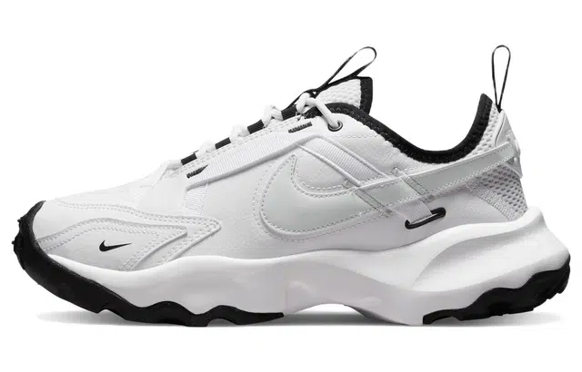 Nike TC 7900 White Black