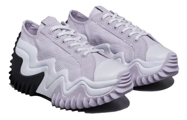 Converse Run Star Hike Motion