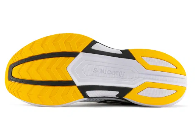 Saucony AXON