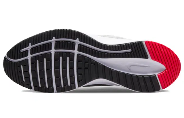 Nike Quest 4