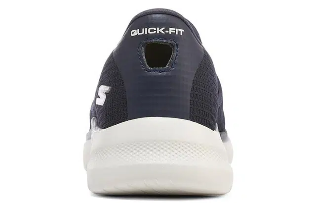 Skechers Go Walk 6