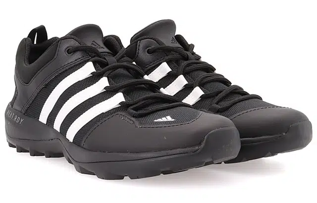 adidas Daroga Plus Canvas
