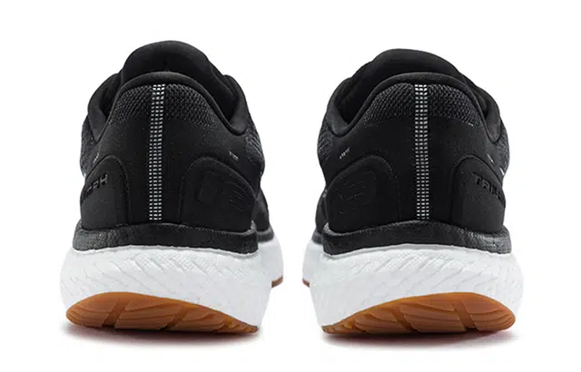 Saucony Triumph 18