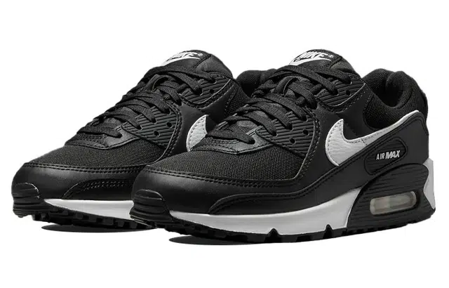 Nike Air Max 90 Next Nature "BlackWhite"