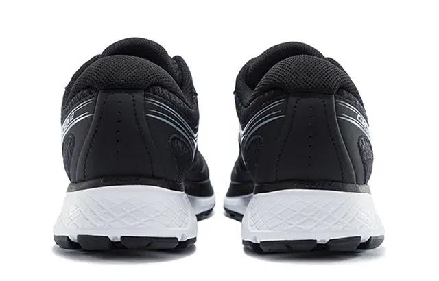 Saucony Cohesion 12 M