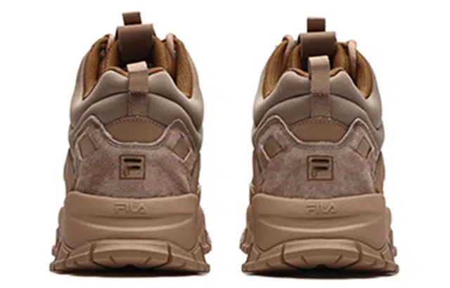 FILA Tracer