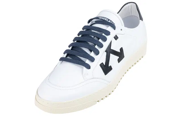 OFF-WHITE