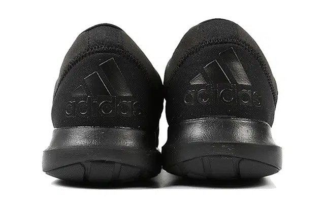 adidas Coreracer
