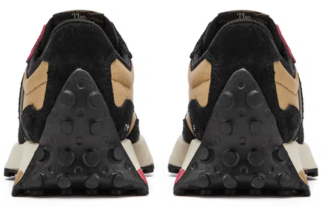 New Balance 327 Black Khaki