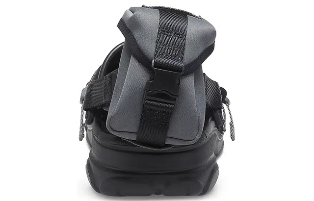 beams x Crocs Classic clog