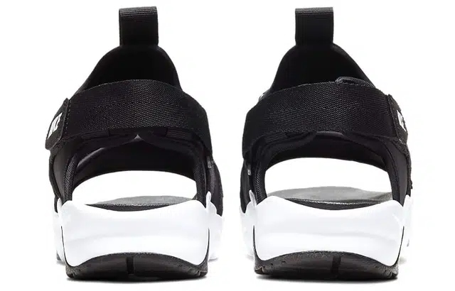Nike Canyon