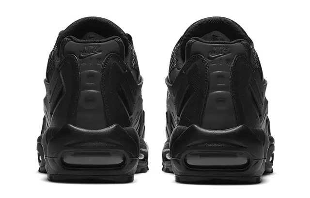 Nike Air Max 95 NDSTRKT "Black"