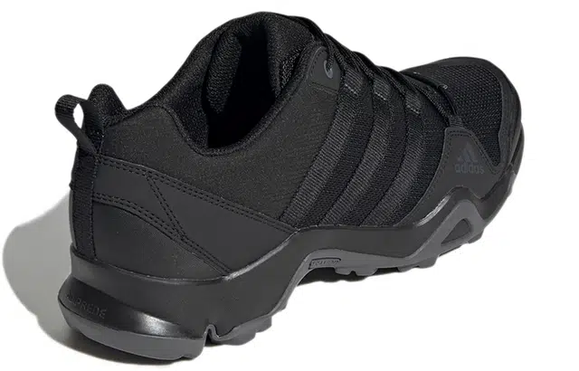 adidas AX2S