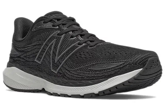 New Balance NB 860 v12