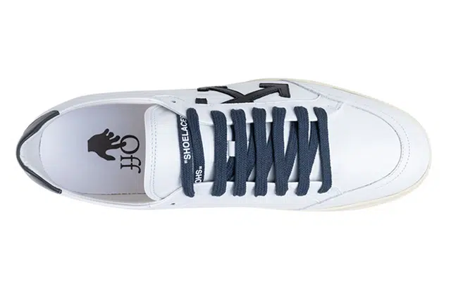 OFF-WHITE