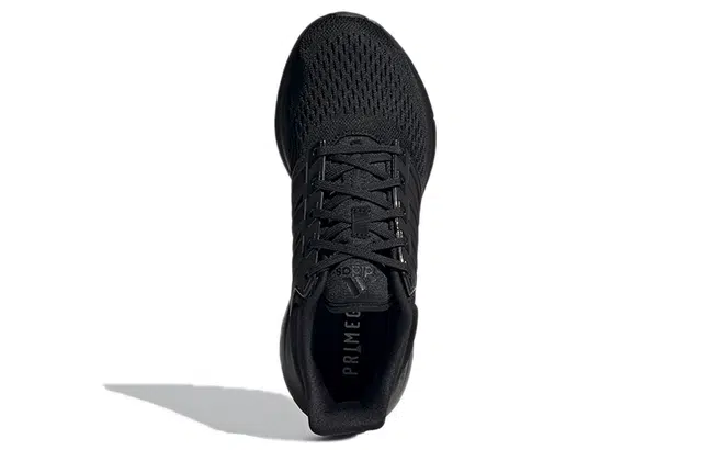 adidas EQ21 Run