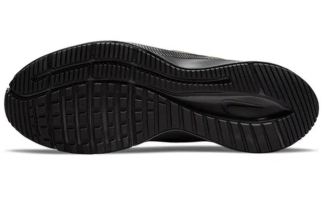 Nike Quest 4